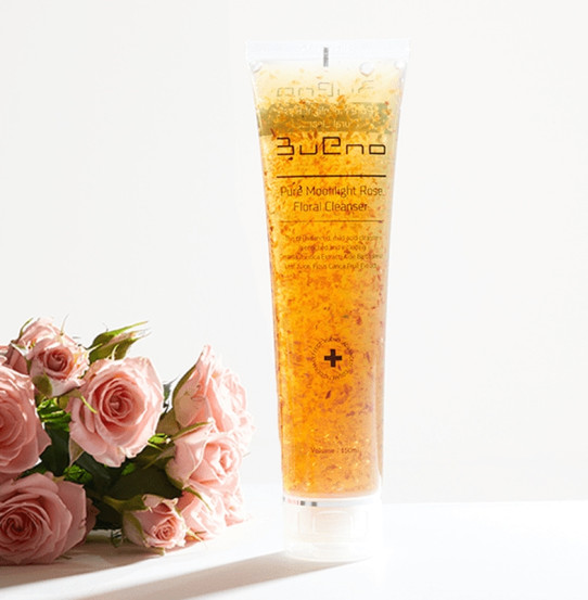 Гель для вмивання з пелюстками троянд Bueno Pure Moonlight Rose Floral Cleanser, 150 мл