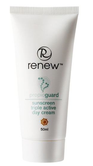 Дневной увлажняющий крем тройного действия для проблемной кожи RENEW Triple Active Day Cream, 50 мл