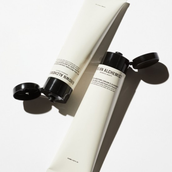 Увлажняющий очиститель кремовой текстуры Листья Оливок и Подорожника Grown Alchemist Hydra-Restore Cream Cleanser, 100 мл