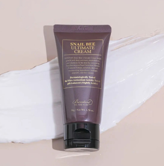 Крем с ферментированным муцином улитки и пчелиным ядом Benton Snail Bee Ultimate Cream, 50 г