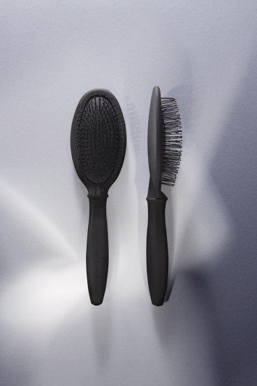 Щітка для всіх типів волосся Bjorn Axen Detangling Brush, For All Hairtypes