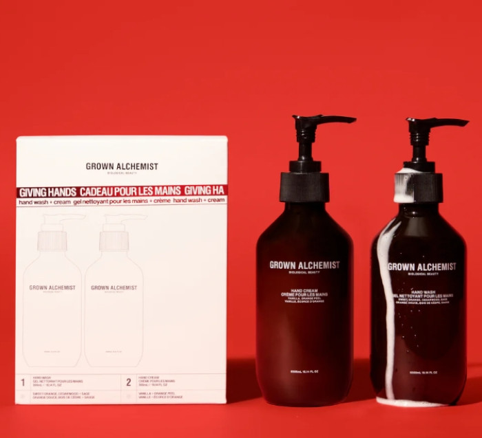 Дуэт CПА очистка и увлажнение для рук Grown Alchemist Giving Hands Wash & Cream Gift Set