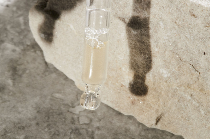 Відновлююча сироватка для шкіри навколо очей Ектоїн, Гіалуронова кислота Grown Alchemist Hydra-Restore Eye Serum, 15 мл