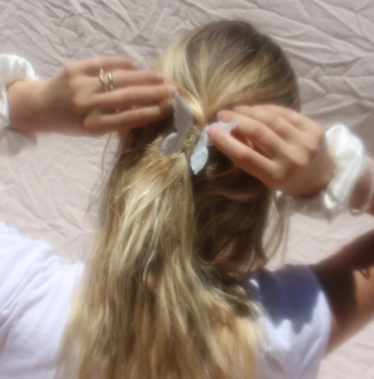 Заколка для волос Emi Jay Papillon Clip In Meringue