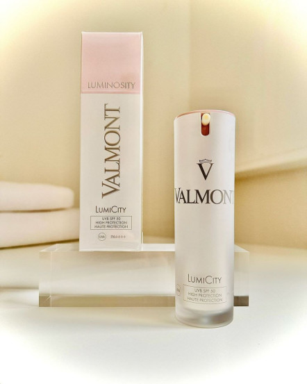 Защитный флюид для лица Valmont Luminosity LumiCity UVB SPF 50, 30 мл