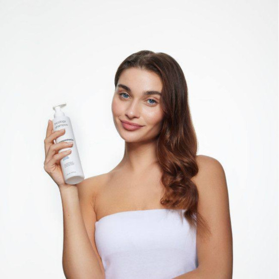 Шампунь проти випадіння волосся Mesoestetic TRICOLOGY HAIR LOSS SHAMPOO, 225 мл