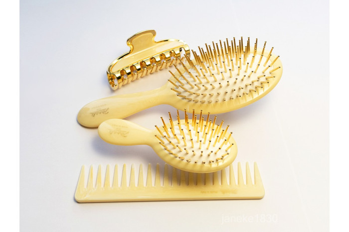 Щітка для волосся з нейлоном Janeke Small Hair-brush With Gold Pins (слонова кістка)