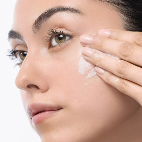 Матирующий увлажняющий крем для баланса кожи Ягоды Асаи, Бораго Grown Alchemist Matte Balancing Moisturizer, 60 мл